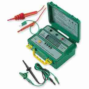 MEDIDOR AISLAMIENTO DIGITAL MARCA SEW MODELO 4104 IN
