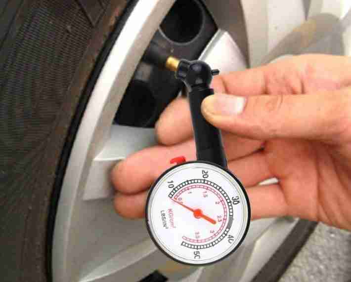 Calibrador de presion de aire de llantas TIRE GAUGE
